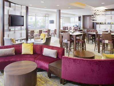 Springhill By Marriott Garden Hotel